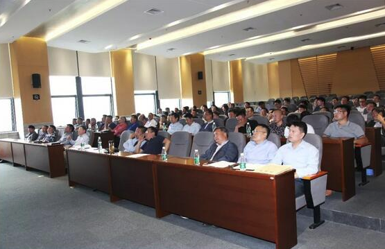 砥礪奮進(jìn)!揚(yáng)力集團(tuán)2018年度國慶營銷工作會議暨營銷經(jīng)理和售后服務(wù)人員培訓(xùn)班圓滿召開!