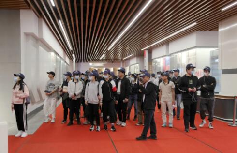 揚大機械學院學子走進揚力,促進產學研融合發展!